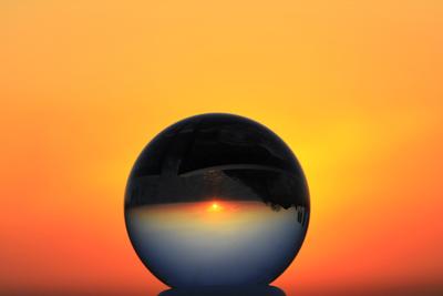Sonnenuntergang in der Kugel
